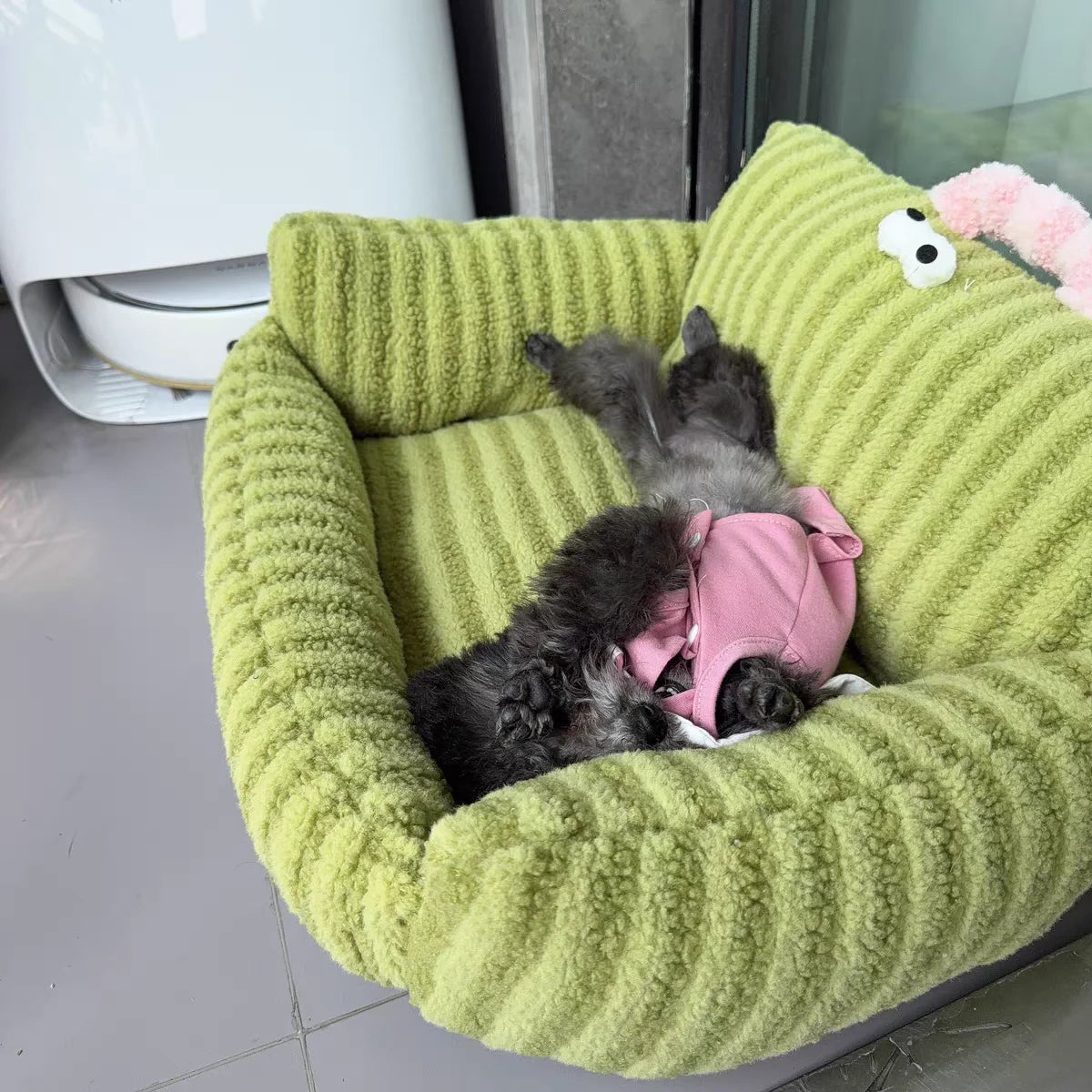 Our puppy sofa pet cat nest is the ultimate sleep haven for your fur babies.